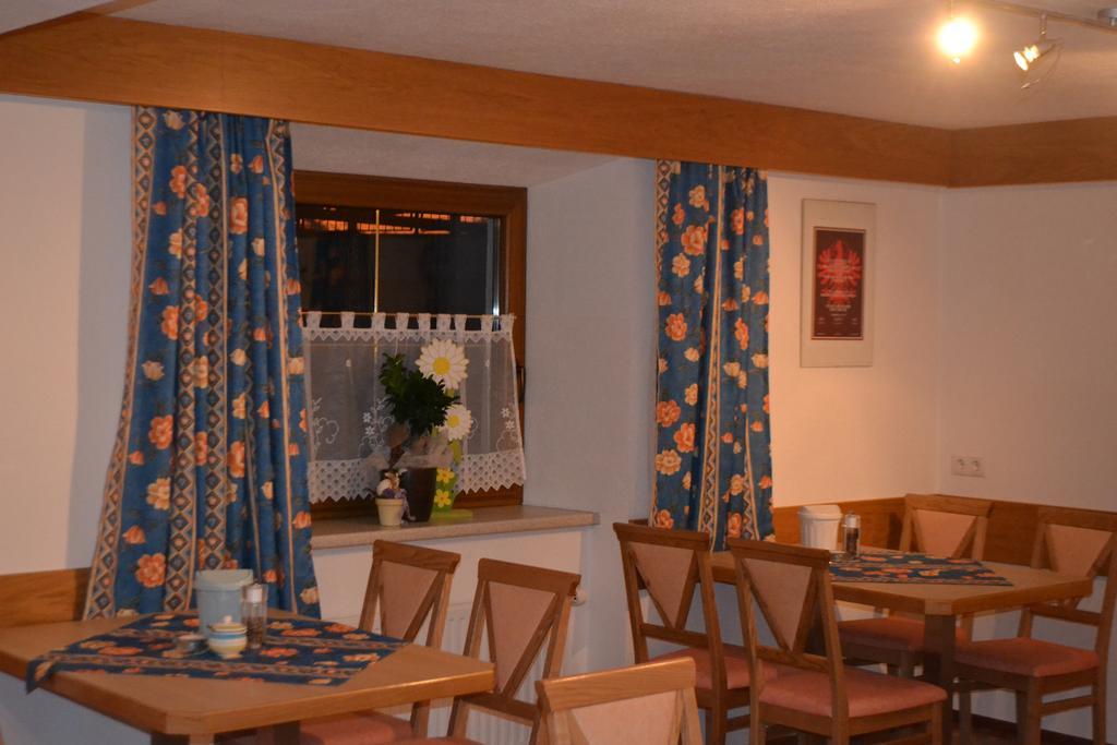 Appartementhaus Anny Фент Екстериор снимка