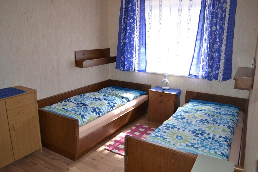 Appartementhaus Anny Фент Екстериор снимка